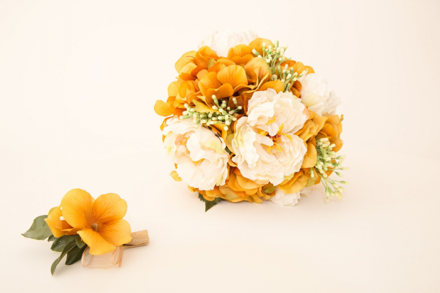 Bridal bouquets F-02